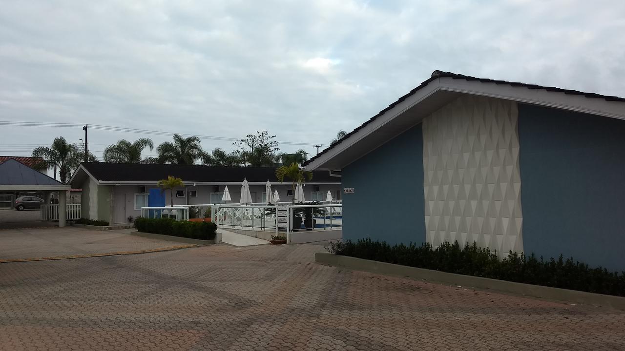 Hotel Santa Paula Гуаратуба Екстер'єр фото